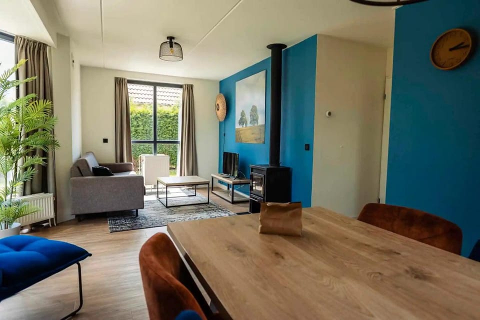 6 - Persons Lakeside 15 Bungalow House in Gelderland, Netherlands