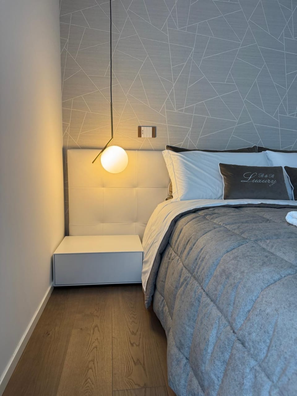 B&B Apartment Luxury Suite - Metropolitana M4- San Babila Milano -Stadio San Siro - Duomo Milano - Aeroporto Linate - Castello Sforzesco Apartment in Milan