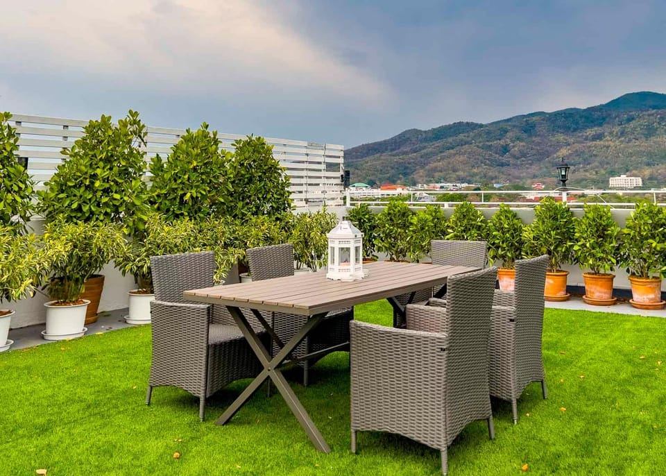 Sky Living Penthouse with Mountain Views and Rooftop Apartment in Chiang Mai