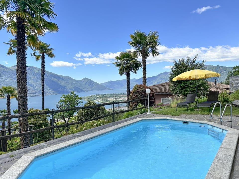 Villa Grande Dame by Fewotessin House in Locarno