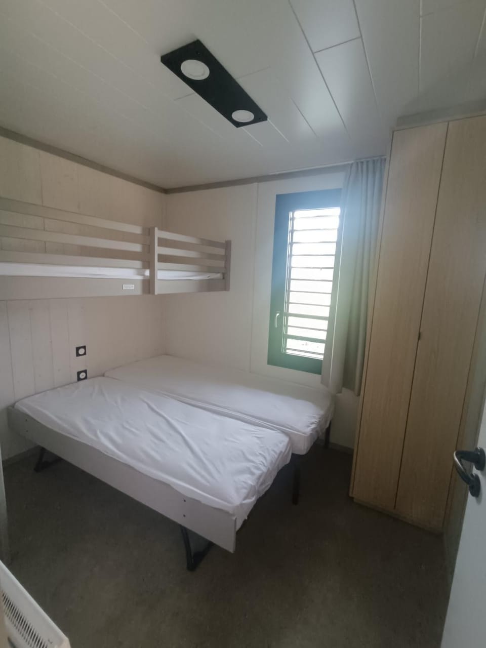 Bedroom, bunk bed, wardrobe