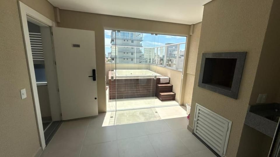 Cód 2 - Cobertura de 2 dormitórios na Praia Grande Apartment in State of Santa Catarina