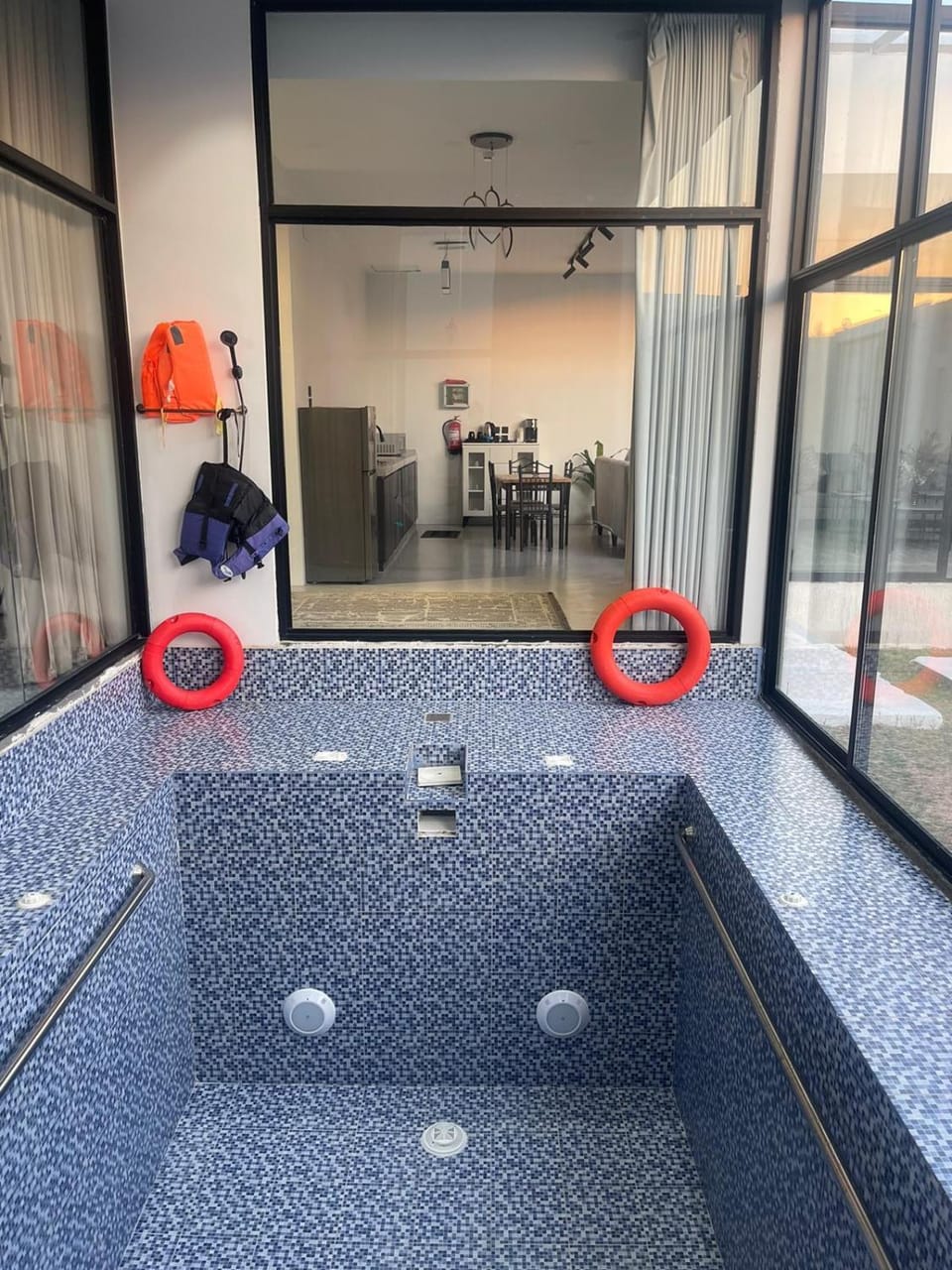 Swimming pool