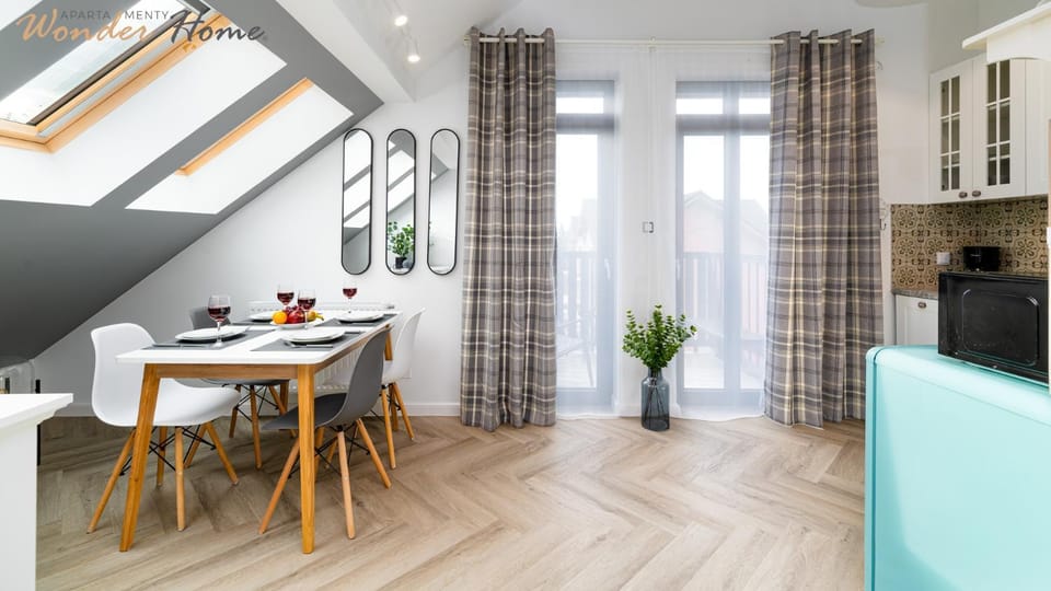 Balcony/Terrace, Kitchen or kitchenette, Living room, Dining area