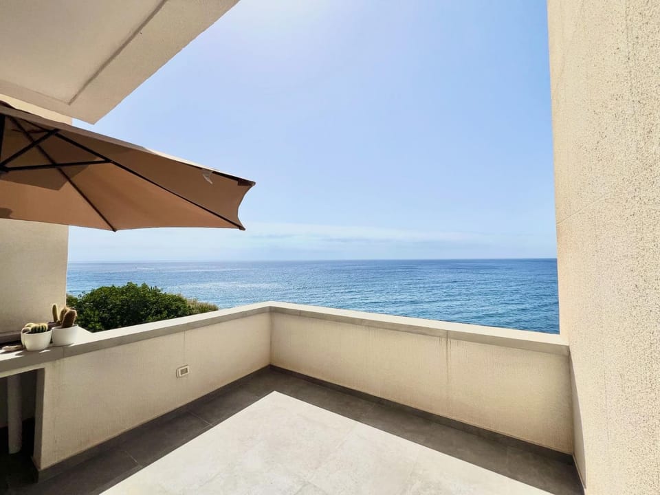 Day, Natural landscape, View (from property/room), Balcony/Terrace, Sea view