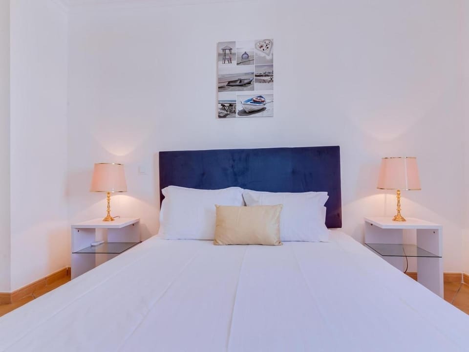 Colina Beach Holidays, 2 bdr Apartment Quarteira Apartment in Quarteira