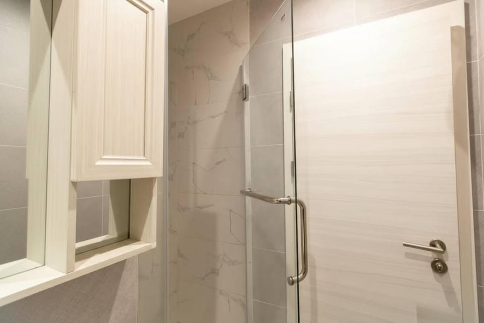 Convenient Budget Sunderland Studio with Views Apartment in Sunderland