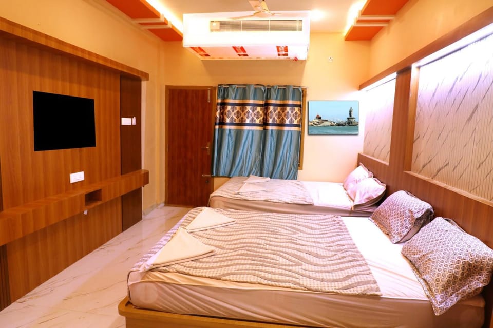 Bed, Bedroom, air conditioner