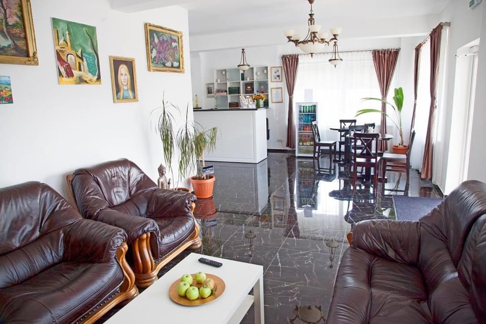 Property building, Lobby or reception, Seating area