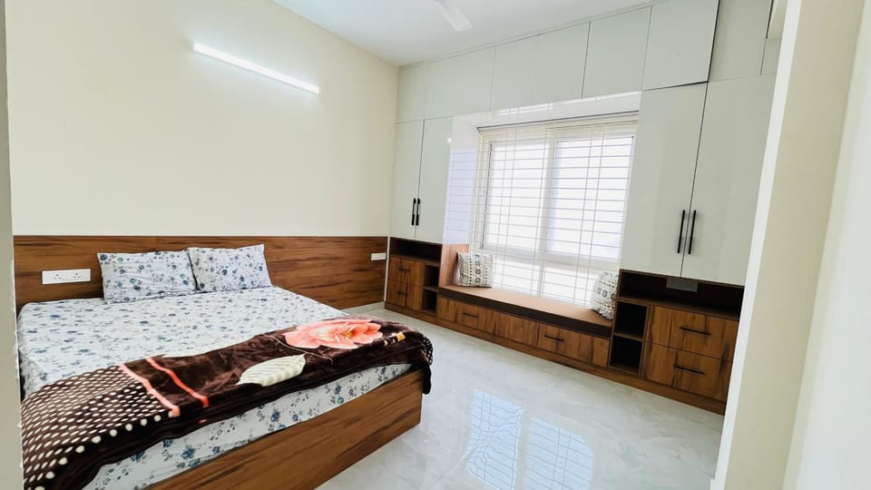 Bed, Bedroom, bunk bed, wardrobe