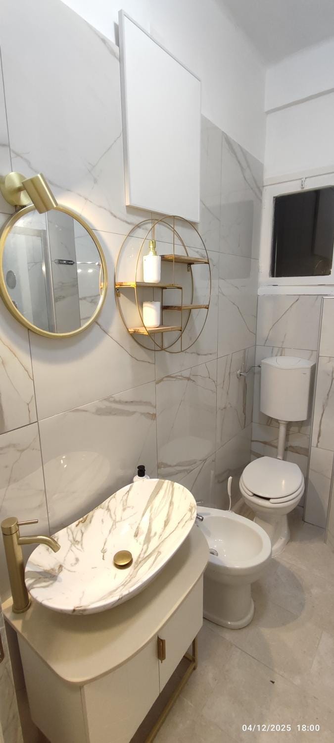 Central flat, top floor, 3 rooms and terrace Apartment in Bari