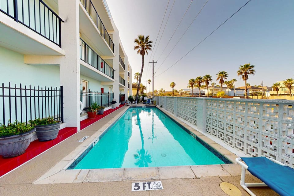 Continental #105 Apartment in South Padre Island