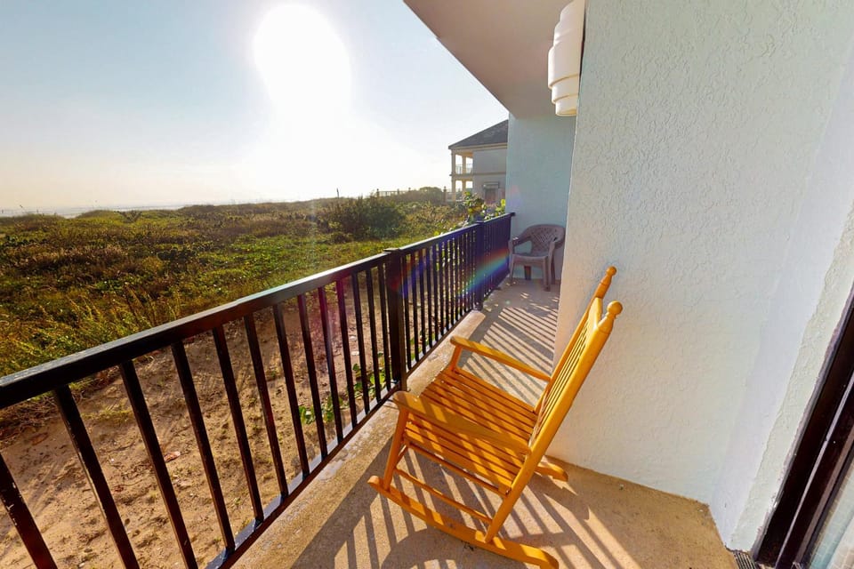 Continental #105 Apartment in South Padre Island