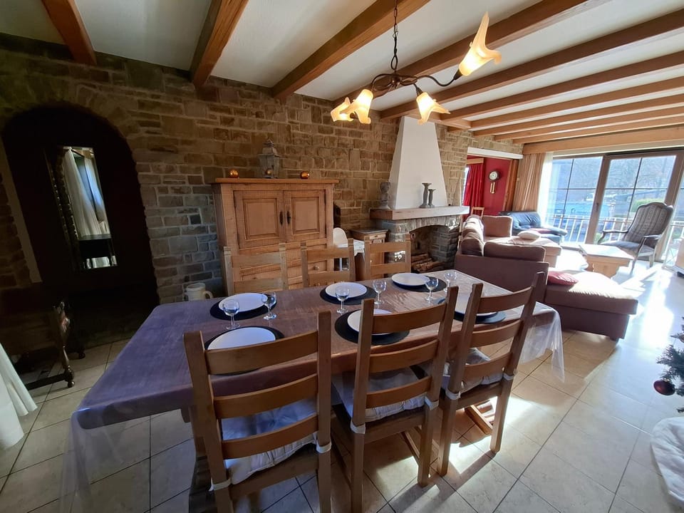 L'Echappée Belle House in Wallonia, Belgium