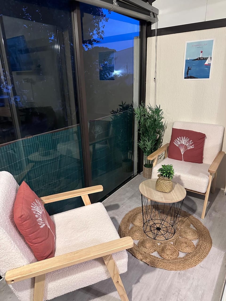 Spacious apartment - Av de la Méditerranée - air conditioning - WiFi- parking Apartment in Marseillan