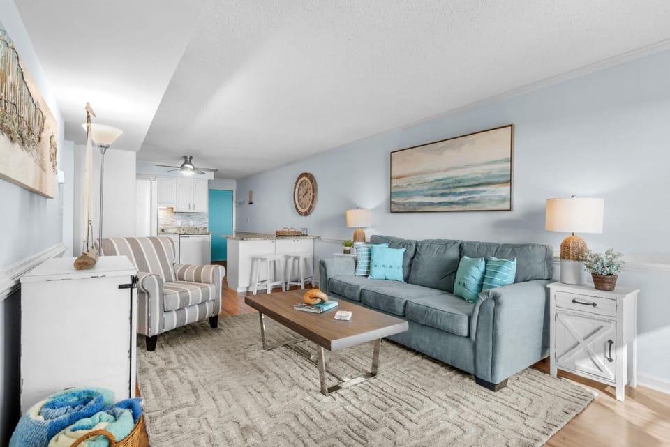 Summer Place A8 - Oceanfront House in North Myrtle Beach