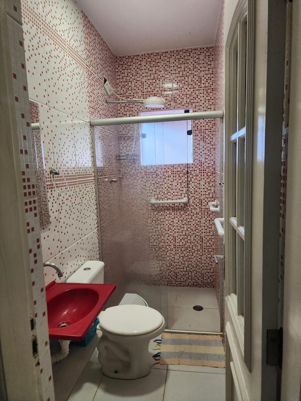 Suite Privativa e climatizada Apartment in Caraguatatuba