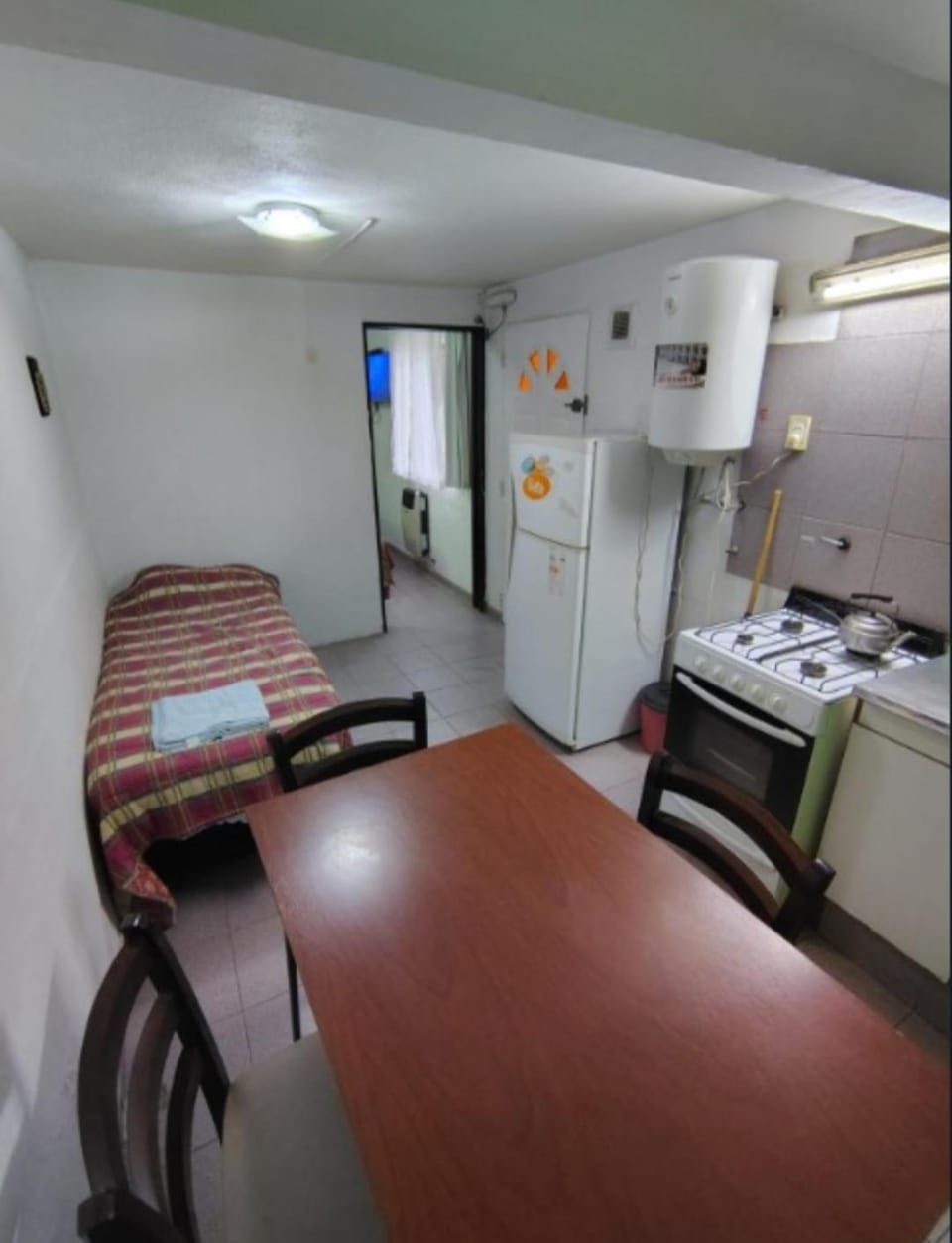 Bed, Kitchen or kitchenette, Photo of the whole room, Bedroom, oven, pet friendly