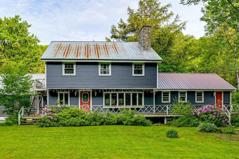 3 Mi to Mount Snow: Spacious West Dover Home House in Dover