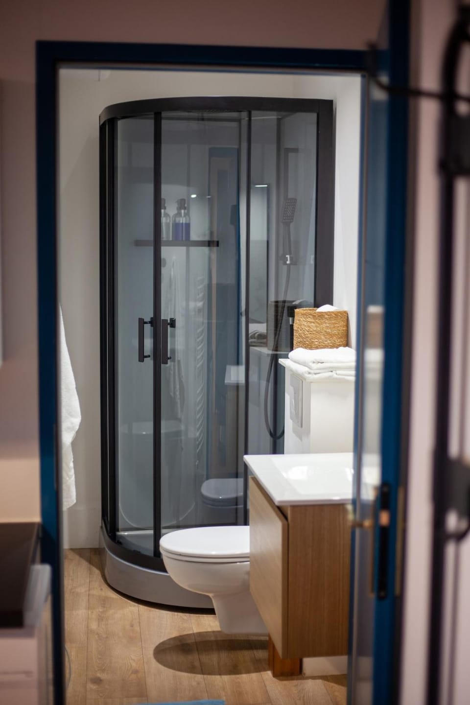 Shower, Toilet, Bathroom