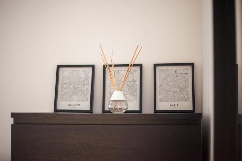 Living room, Decorative detail