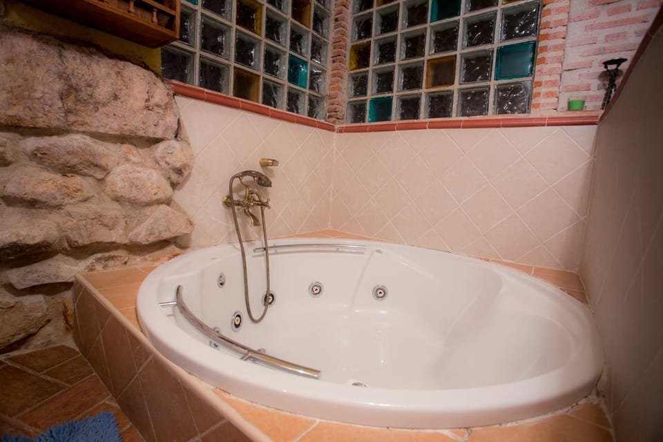 Hot Tub, Bathroom, Bath