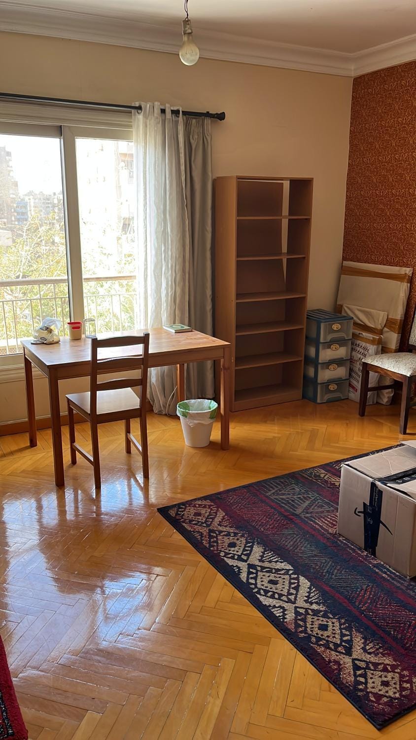 Sunny & Spacious in prime location Apartment in Cairo Governorate