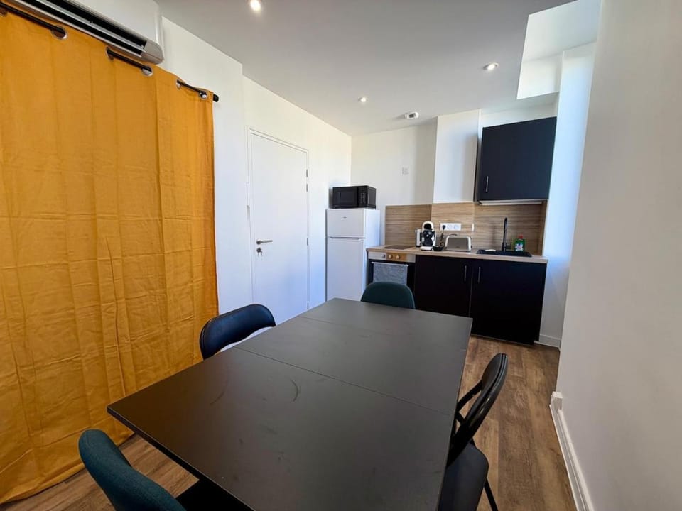 Appartement T2 moderne et cosy, lumineux, Apartment in Pays de la Loire