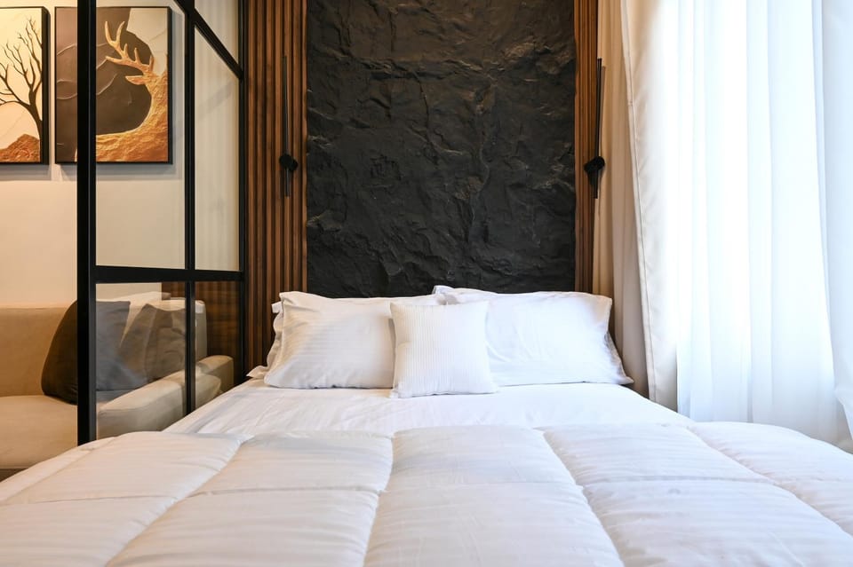 Bed, Photo of the whole room