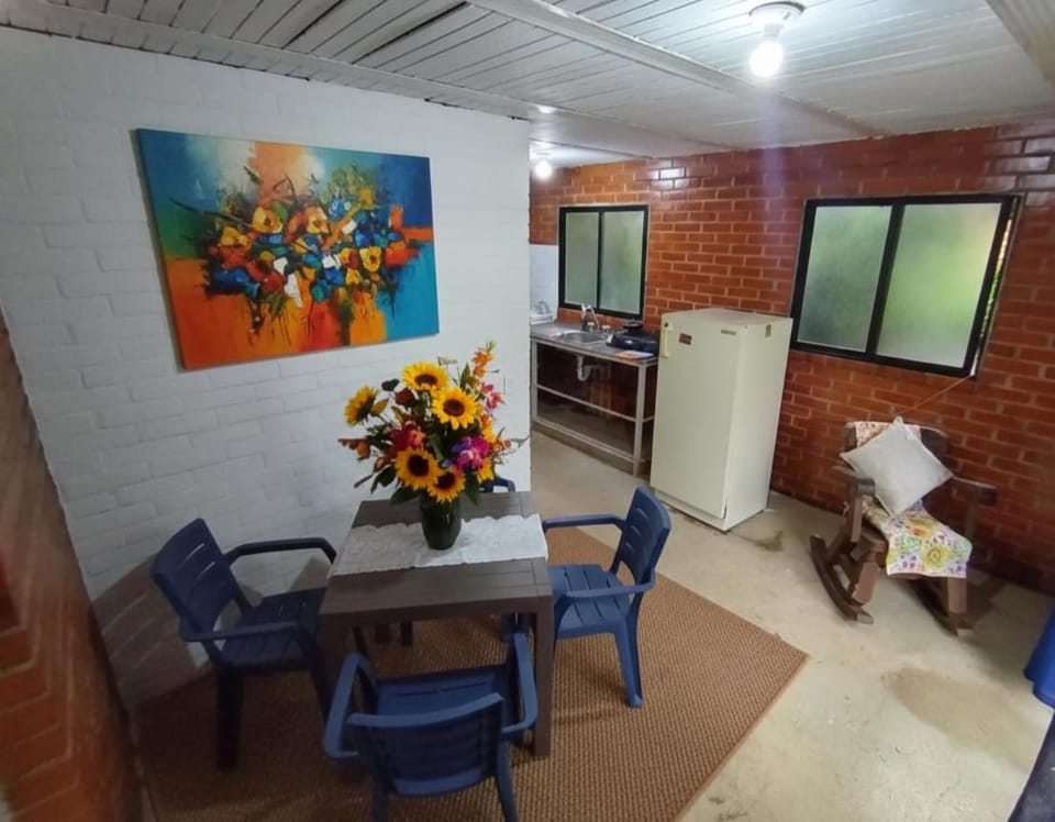 Cabaña Nido de Bromelias en Pance House in Valle del Cauca