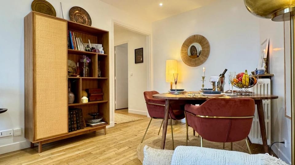 Vue Paris 1 min de la gare Apartment in Saint-Cloud