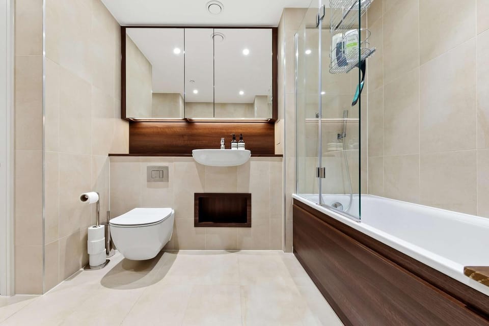 Toilet, Bathroom
