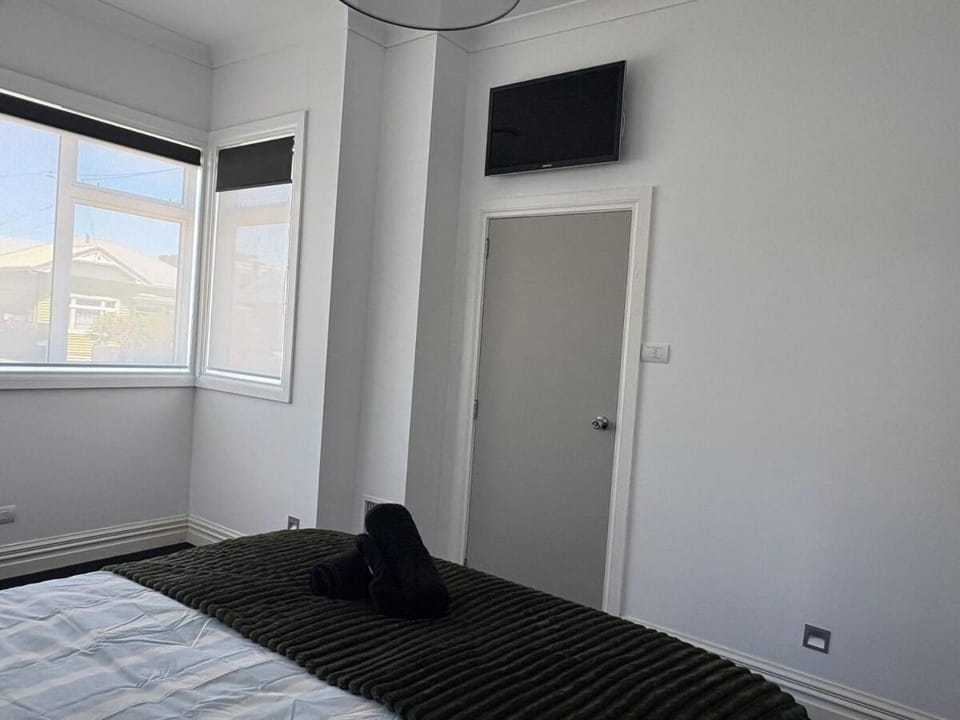 Stylish Petone Stay House in Lower Hutt