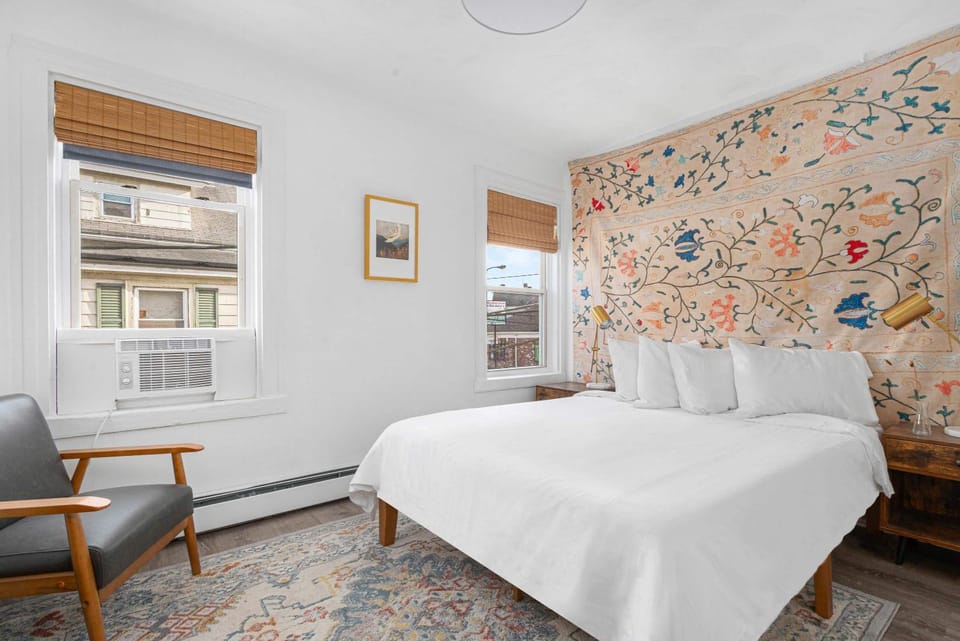The Return to the Marshlands - Newly Renovated Apartment in Warren