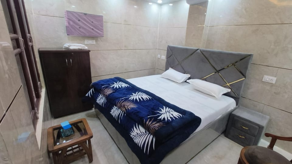 mv grand guest house Hotel in Punjab