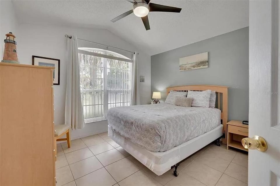 5BR 4BA Near Disney, Pool, Sauna, Pets Allowed House in Four Corners