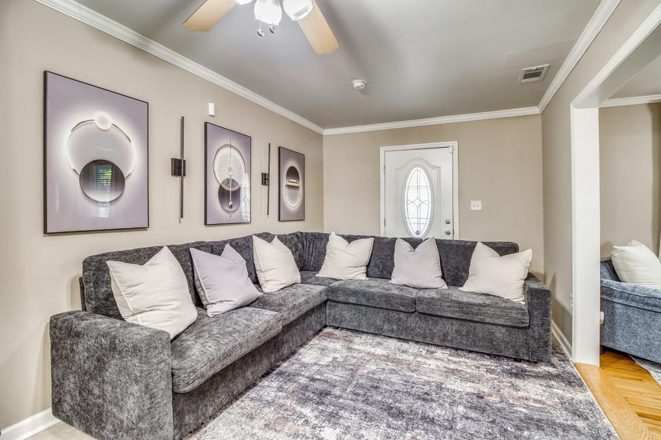2 Mi to Downtown Savannah: Historic Home! House in Savannah