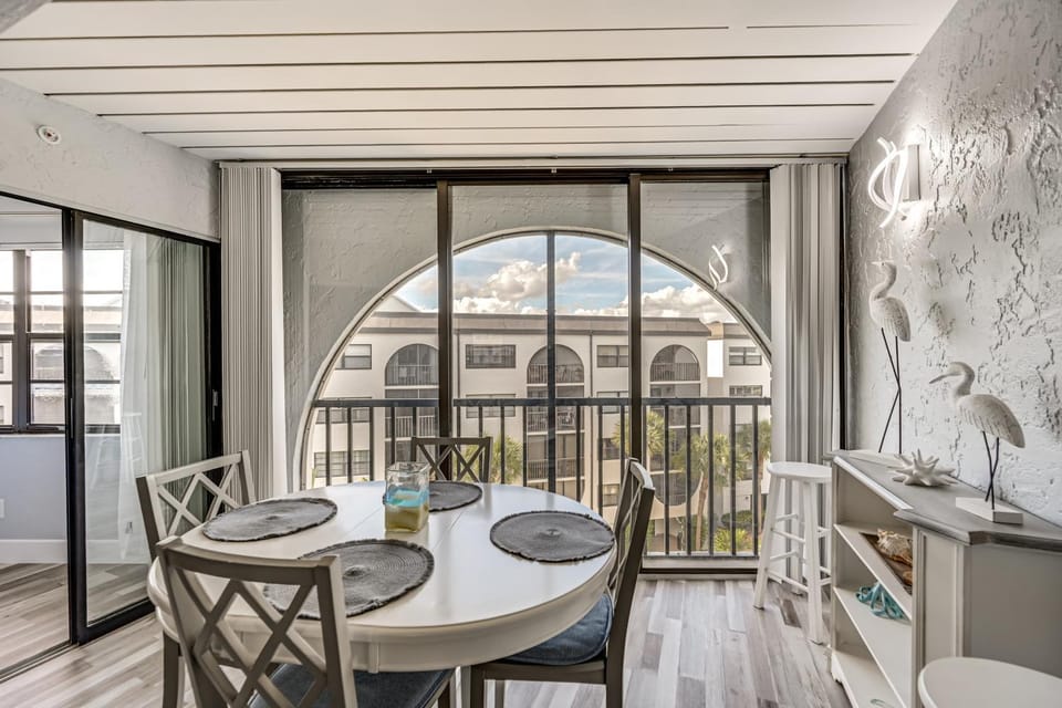 2 Mi to Beach! Unit w/ Pool Access on Marco Island House in Marco Island