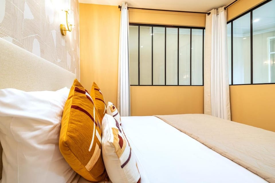 Tastefully decorated air-conditioned apartment - Paris 17 Apartment in Levallois-Perret
