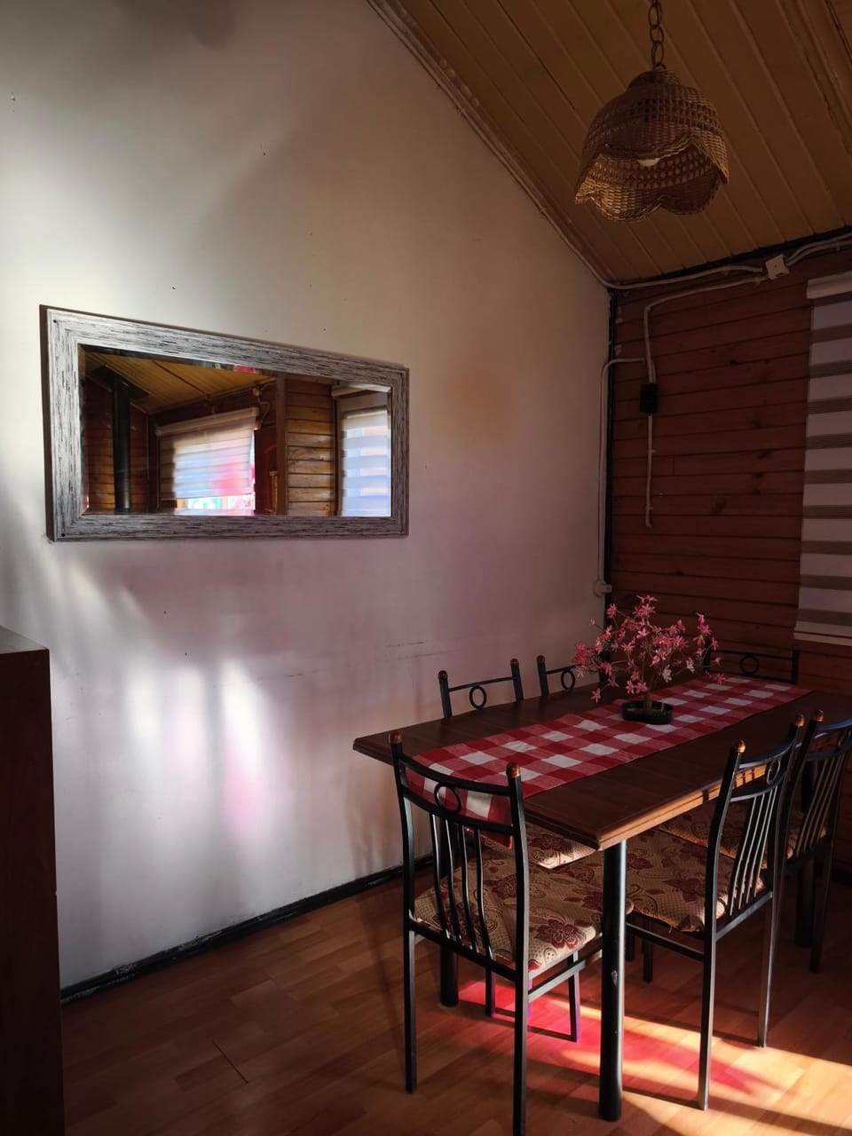 Lago Chelenko House in Santa Cruz Province