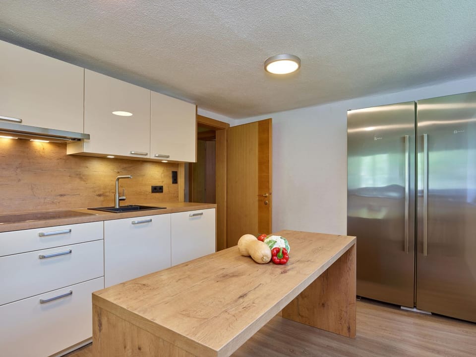 Kitchen or kitchenette, kitchen
