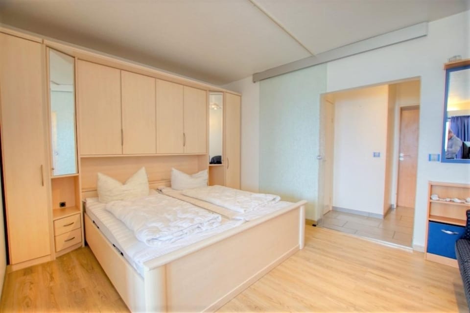 Strandhotel, App 3SH219 Apartment in Heiligenhafen