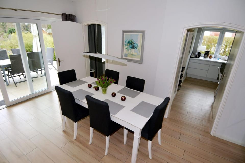 LüWe EG - Lütjenburger Weg 11 EG Apartment in Heiligenhafen