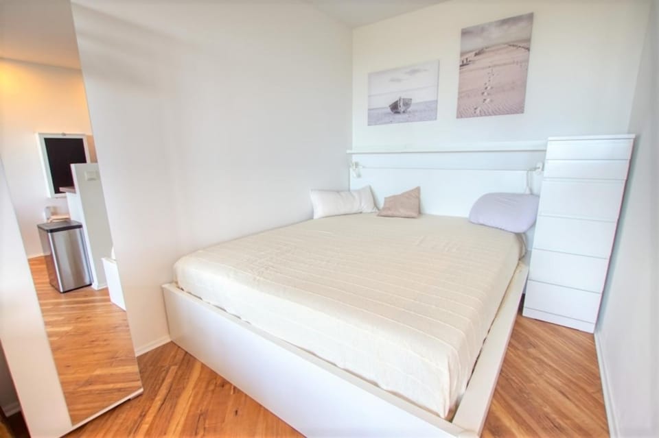 Haus Schöne Aussicht, App 2SBE12 Apartment in Heiligenhafen