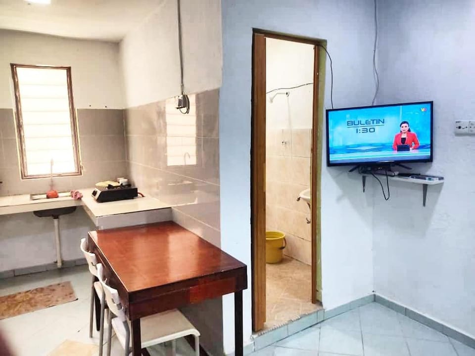 Roomstay Sg Buloh C House in Selangor, Malaysia