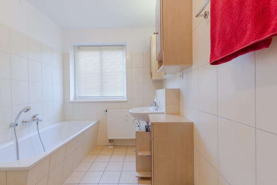 Haus Ostseeallee 18, Ferienwohnung "Kuck 01" Apartment in Boltenhagen