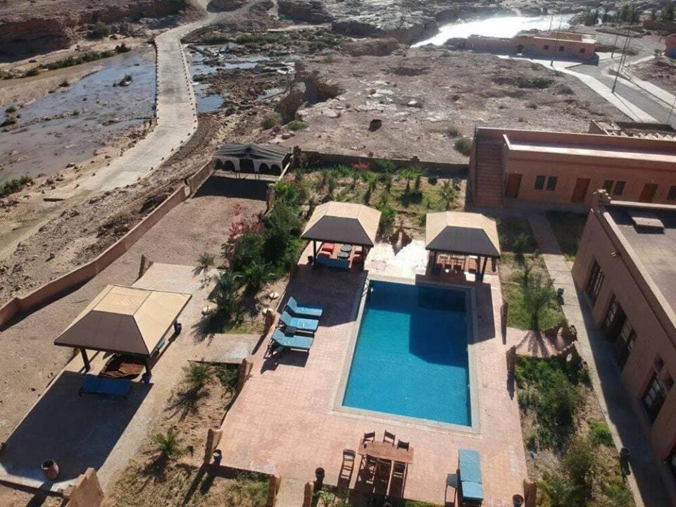 Property building, Lake view, Lake view, Landmark view, Mountain view