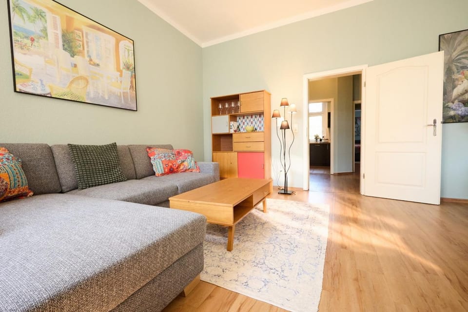 Papagei in der Schweriner Altstadt - ABC569 Apartment in Schwerin