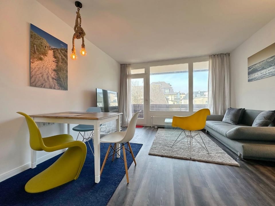 Klaus-Groth-Straße 2, Whg 18 Apartment in Westerland
