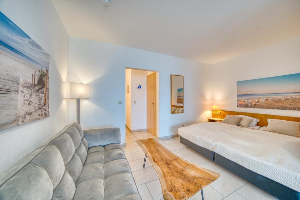 Strandhotel, App 3SH318 Apartment in Heiligenhafen